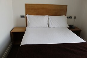 Four Saints Brig Y Don Hotel