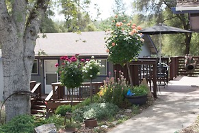 Little Valley Inn
