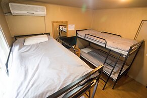 Beewon Guest House - Hostel