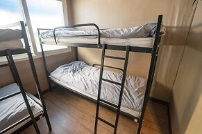 Beewon Guest House - Hostel