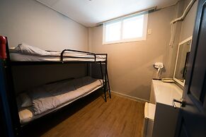 Beewon Guest House - Hostel