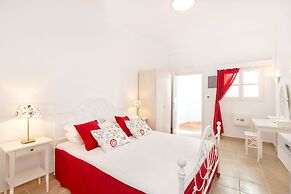 Lindos Harmony Suites