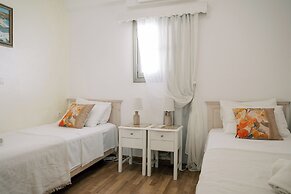 Lindos Harmony Suites