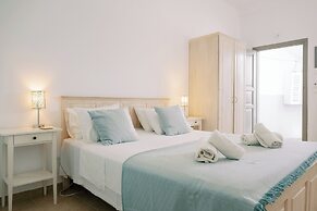 Lindos Harmony Suites