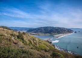 Holiday Inn Express Klamath - Redwood Ntl Pk Area by IHG