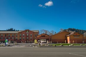 Holiday Inn Express Klamath - Redwood Ntl Pk Area by IHG
