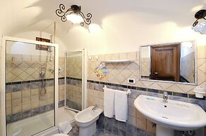 La Casa del Melograno