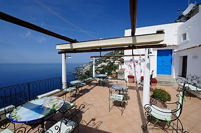 La Casa del Melograno