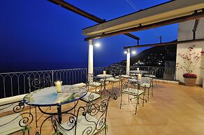 La Casa del Melograno