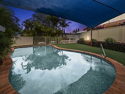 Kennedy Drive Airport Motel