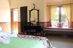 Man's Cottages and Spa