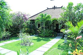 Man's Cottages and Spa