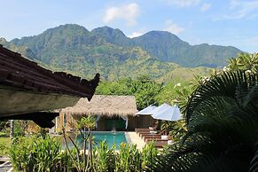 Man's Cottages and Spa