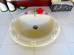 Man's Cottages and Spa