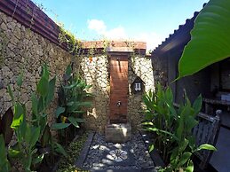 Man's Cottages and Spa