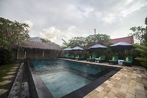 Man's Cottages and Spa