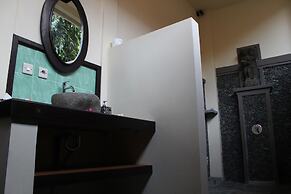 Man's Cottages and Spa