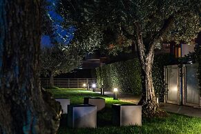 Catania Hills Residence