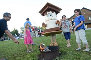 Lake George Escape - Campground