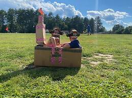 Lake George Escape - Campground