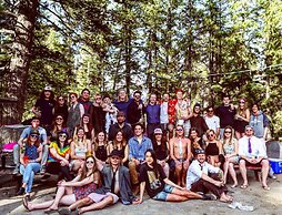 HI Banff Alpine Centre - Hostel