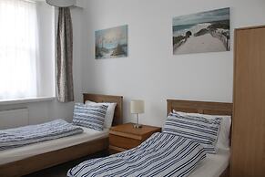 Clydesdale Apartments