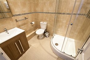 Clydesdale Apartments