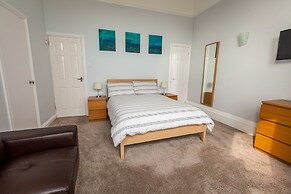 Clydesdale Apartments