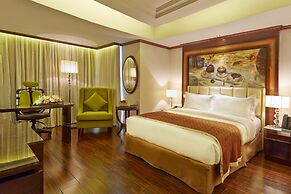 Six Seasons Hotel