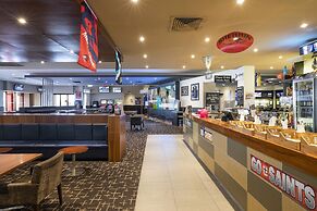 Nightcap at Excelsior Hotel