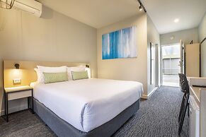 Nightcap at Excelsior Hotel