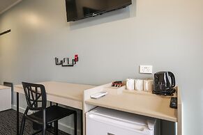 Nightcap at Excelsior Hotel