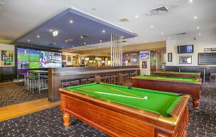 Nightcap at Excelsior Hotel