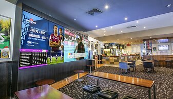 Nightcap at Excelsior Hotel