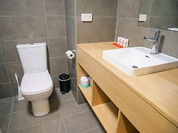 Nightcap at Hinterland Hotel