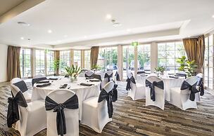 Nightcap at Hinterland Hotel