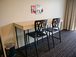 Nightcap at Hinterland Hotel