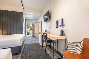 Nightcap at Keysborough Hotel