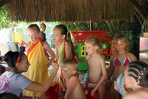 Lims Bona Dea Beach Hotel – All Inclusive