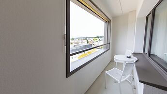 HOTEL illuster - Urban & Local