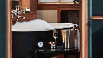 Great Fosters - A Small Luxury Hotel