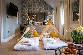 Great Fosters - A Small Luxury Hotel