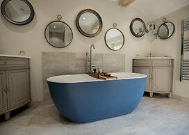 Great Fosters - A Small Luxury Hotel