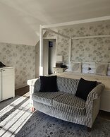 Great Fosters - A Small Luxury Hotel