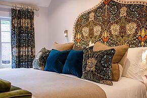 Great Fosters - A Small Luxury Hotel