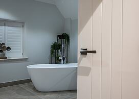 Great Fosters - A Small Luxury Hotel