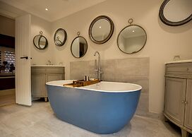 Great Fosters - A Small Luxury Hotel