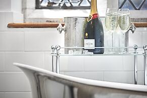 Great Fosters - A Small Luxury Hotel