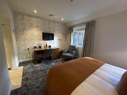 Great Fosters - A Small Luxury Hotel