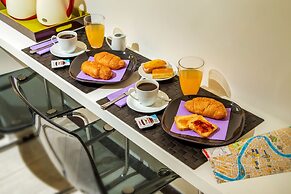 Roma Central Guest House